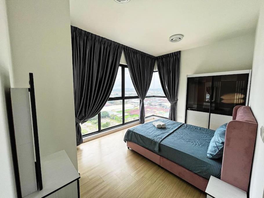 Cozy & Comfy Home Dsara Sentral Opposite Mrt Sungai Buloh Extérieur photo