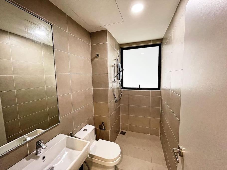 Cozy & Comfy Home Dsara Sentral Opposite Mrt Sungai Buloh Extérieur photo